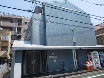 物件西側から撮影した現地外観写真
