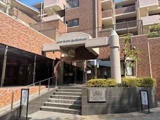 1993年9月完成、総戸99戸