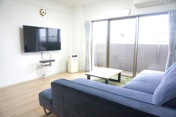 壁掛けテレビが設置可能なリビング