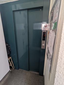 エレベーター
