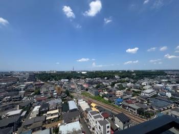 洋室１側のバルコニーからの眺望