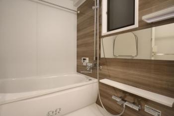 浴室換気乾燥機が設置されています。季節や天候を問わず、いつでも利用可能。
