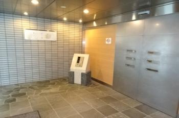 風除室、オートロックシステム、TVモニター付インターホン