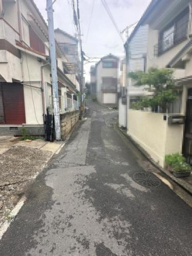 南側道路（セットバック必要）