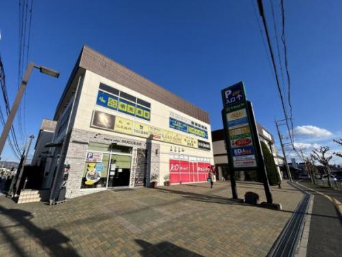 トナリエ清和台　約800m