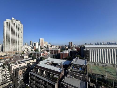 池袋駅西口方面の眺望