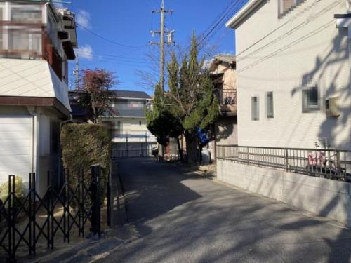 西側幅員約４ｍ