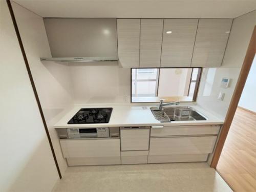 対面システムキッチン　新調