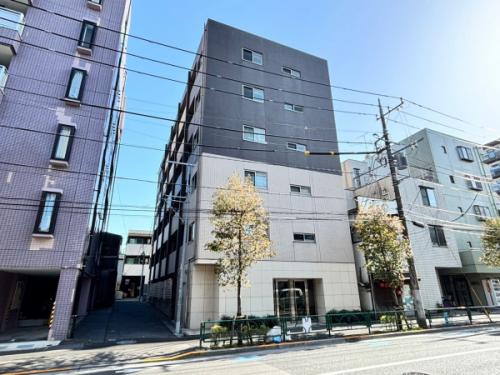 早稲田通りより南側に立地しております