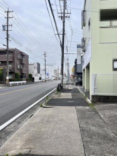 東側幅員約１４．５ｍ