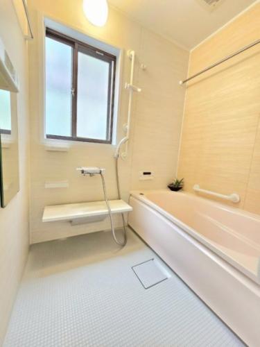 浴室乾燥機付き！