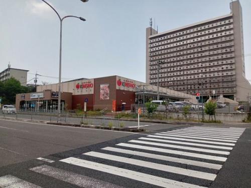近商ストア槇塚台店 840m 近商ストア槇塚台店 840m