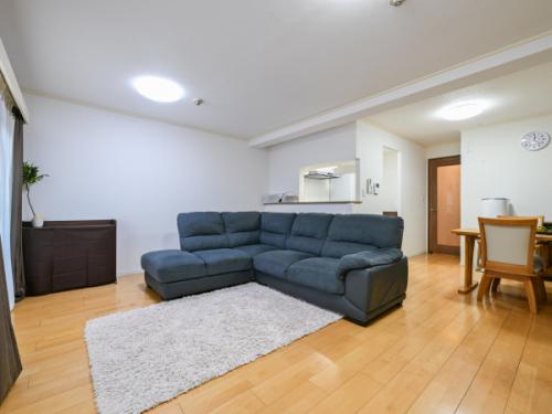 リビング×２LDK×最上階×南東向き　LDK20.5帖・2020年リフォーム済