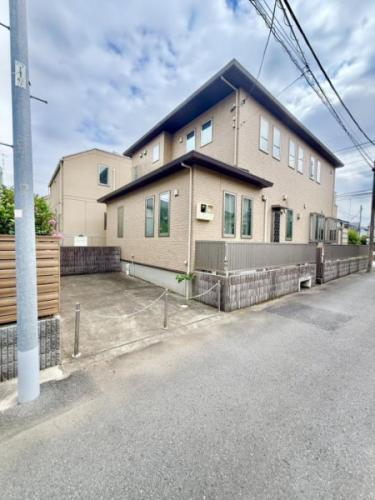 外観　西側前面道路より撮影