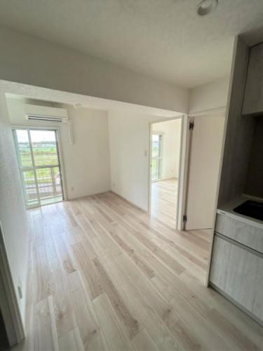 約8.4帖のリビングルーム（2025年9月21日撮影）