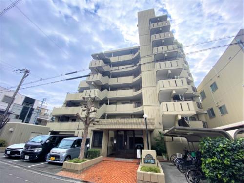 【外観】7階建て2階部分・南向きバルコニー！3ＬＤＫ！複数沿線利用可能！