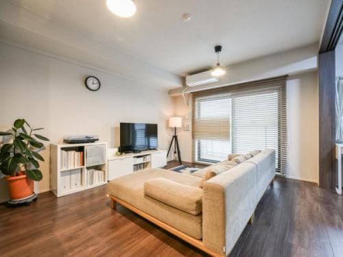 ベランダに面しているリビングで、採光が取れるお部屋です