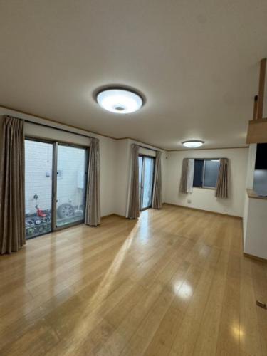 リビングダイニング