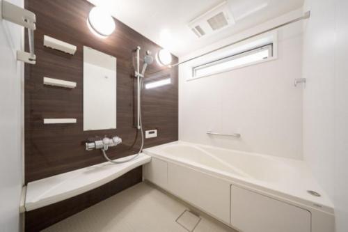 １６１８サイズのバスルーム（浴室換気乾燥暖房機付）