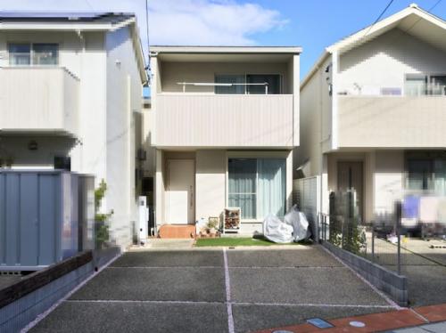 南面に接道しています