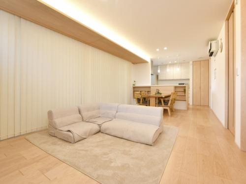 木の温もりが感じれらる床暖房付きのLDK。