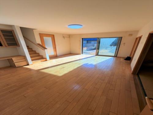 22帖　南西側より採光あり