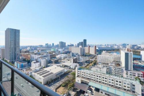 バルコニーからの眺望。晴れた日には富士山が望めます※天候による