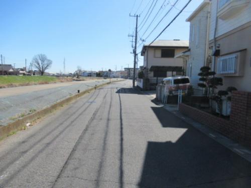 前面道路（北東側２）