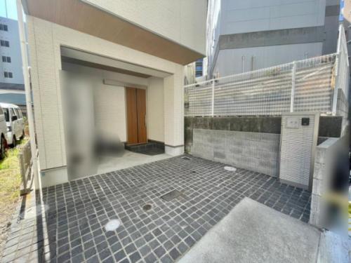 ■駐車スペース有り（サイズ要確認）