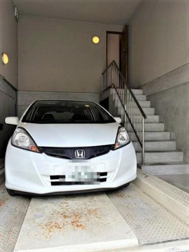 屋内駐車場