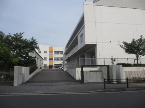 千種台中学校 830m
