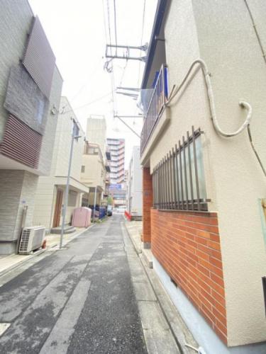 外観+前面道路 外観+前面道路