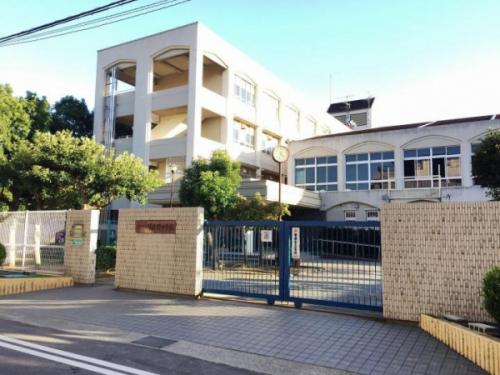 須佐野中学校 290m