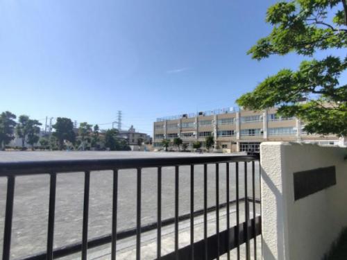 板橋区立高島第一小学校 80m