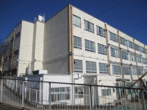 名古屋市立千鳥丘中学校 徒歩7分。 520m