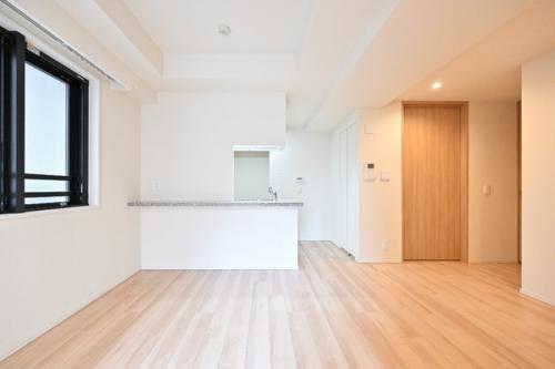 南向き角部屋につき二面採光あり