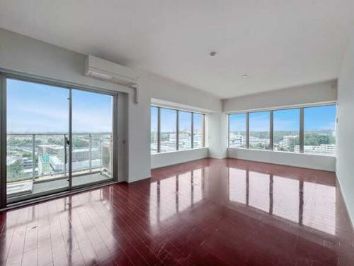 開放的な眺望が魅力のLD。お住まいでの日々の生活を彩ります。