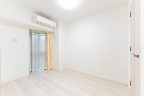 約5.2帖のWIC付きの洋室