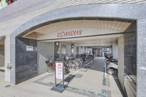 駐輪場は1世帯4台まで利用可能（月額1台500円）