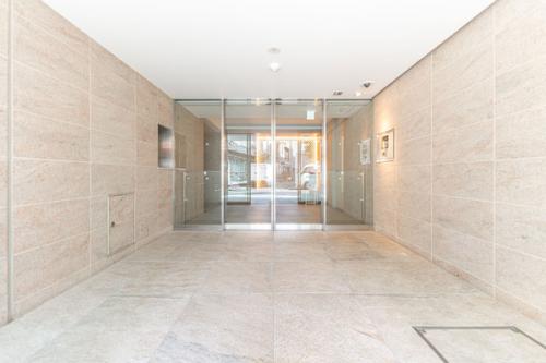 東京メトロ有楽町線「江戸川橋」駅徒歩6分、東京メトロ東西線「神楽坂」駅徒歩7分