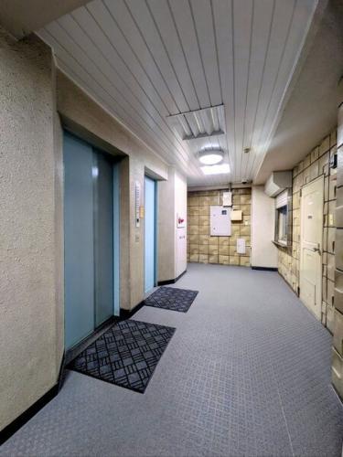 エレベーター2基あり