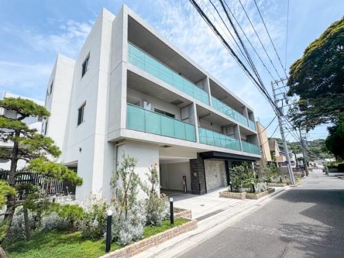 ■2024年2月築　■逗子海岸まで約160mの立地