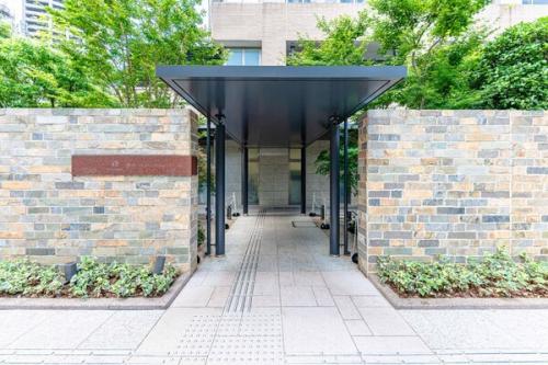 重厚感のあるエントランス