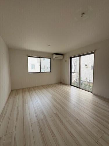 LDは南・東向きの明るい空間