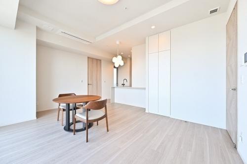 ※販売対象に家具・調度品は含まれません。