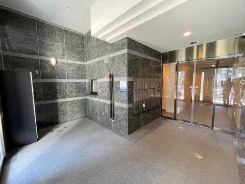 エントランスホール