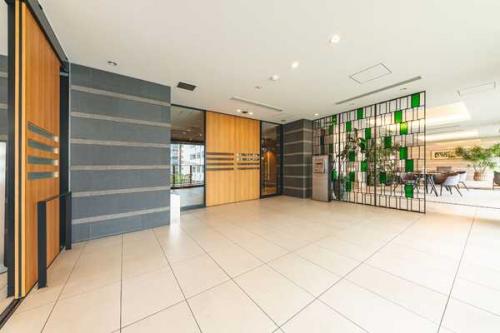 参番館エントランス