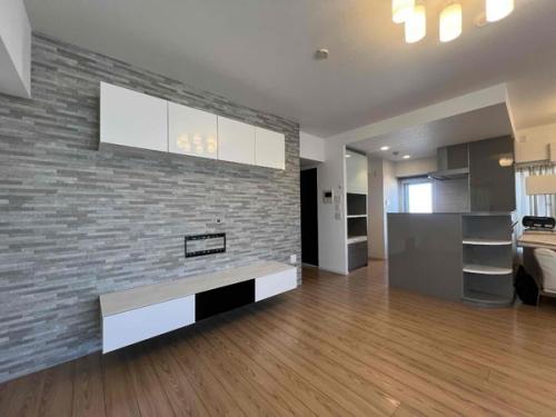 約16.2帖のリビングダイニング。床暖房付き。