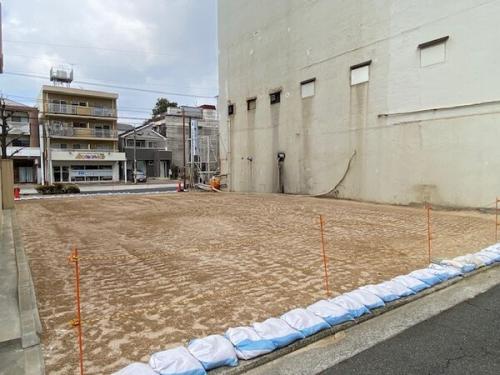 東側道路より撮影 東側道路より撮影