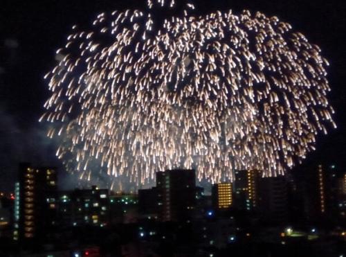 毎年夏の宇品花火大会